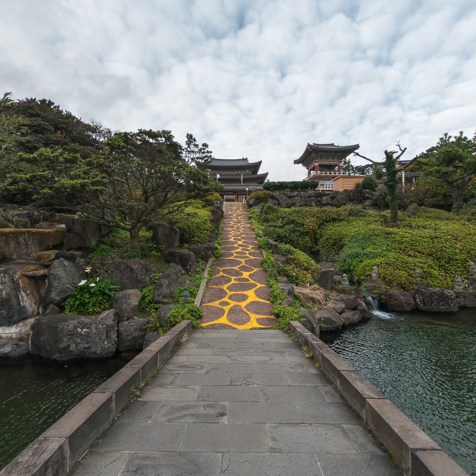 GROUND] 약천사 연못